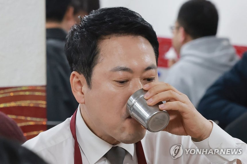 장동혁.jpg