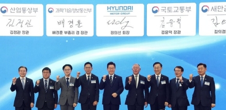 [굿리더뉴스=김익수 기자] 기업인들 적극 챙기는 대통령..경제 올인하길...