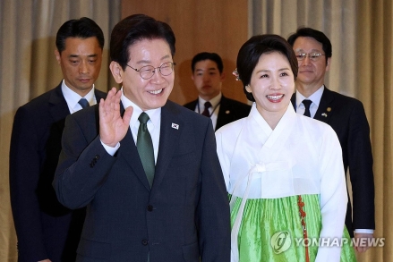 [굿리더뉴스] 해외만 나가면 대한민국 대통령이 펄펄 나는 4가지 이유...