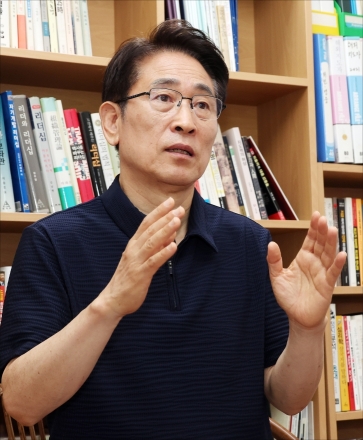 관심 폭발! 최진TV 라이브 생중계...지방선거 10대 이슈분석...뜨거운 토론과 공방...