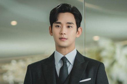 [굿리더뉴스] 돌아온 배우 김수현, 긴 공백 끝에 할동 재개...회복과 재도전의 의미를 되새기며