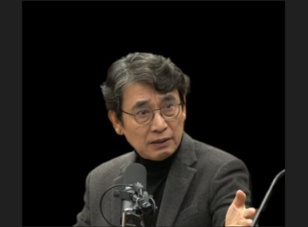 [굿리더뉴스] 유시민, 또 이 대통령 겨냥해 '권력자의 모습' '왕정-귀족정' 맹비난..